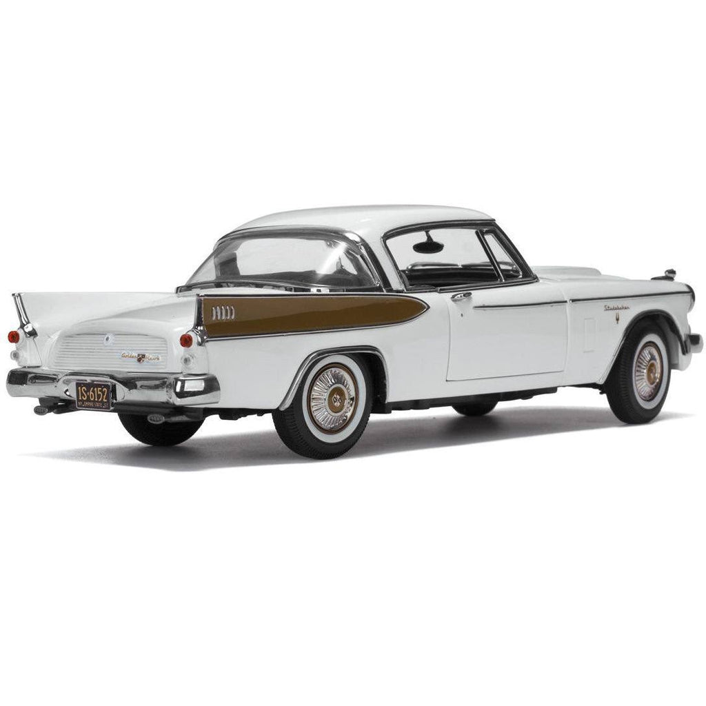 1/18 Diecast Car Model L461806