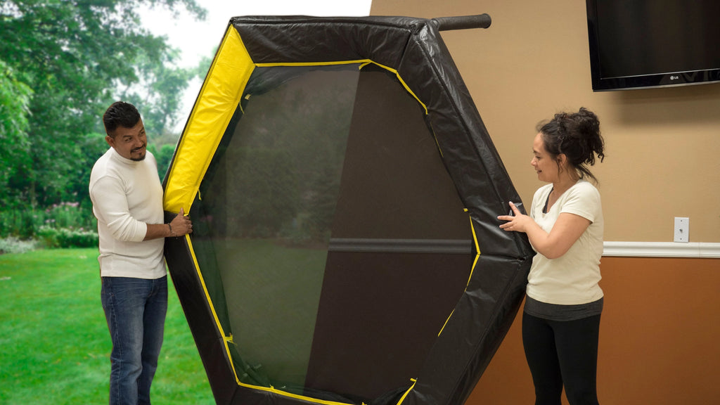 7.5-Foot Trampoline with Enclosure S815