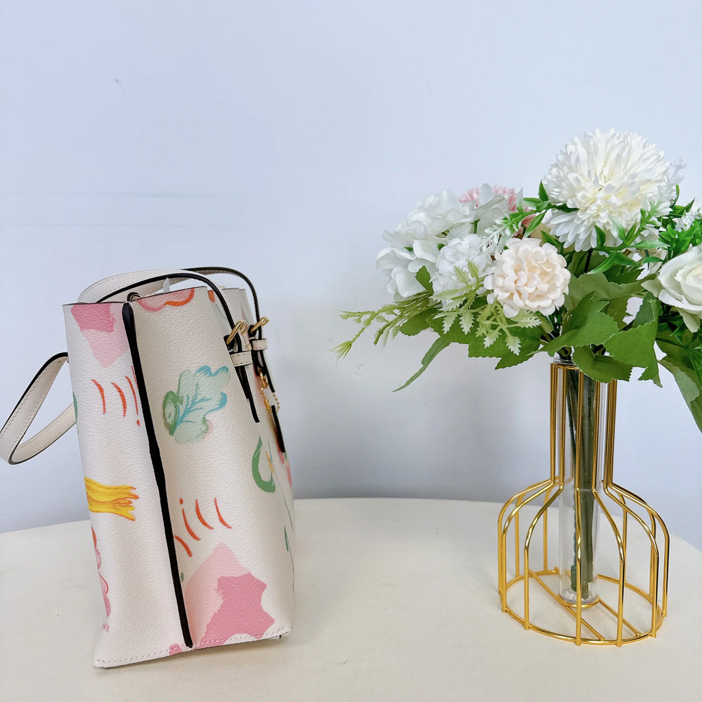 Chalk Multi Floral Print Tote T8526