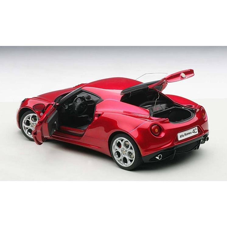 1/18 Alfa Romeo 4C Metallic Red Z584700