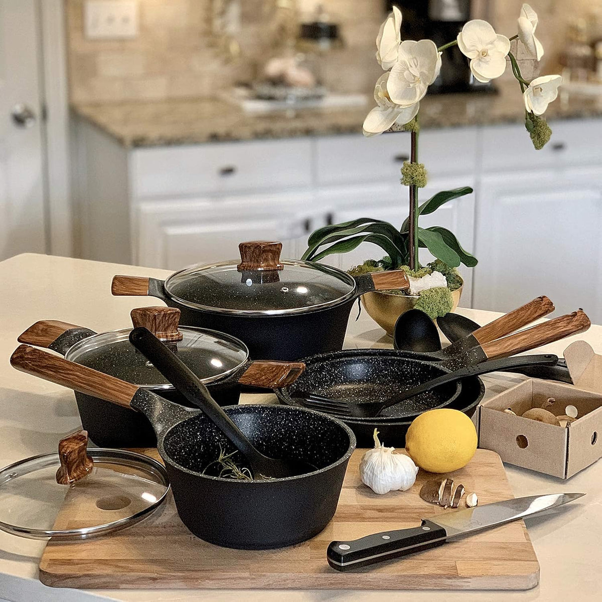 12 Piece Nonstick Die-cast Aluminum Cookware Set A835338