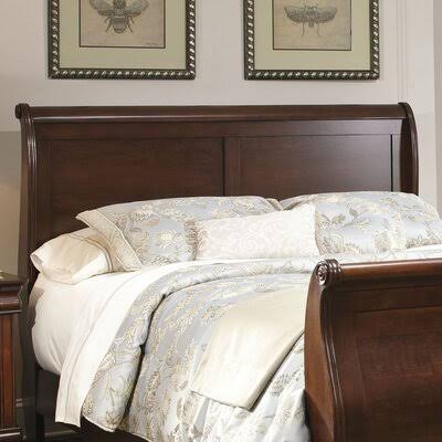 Red Queen Sleigh Bed C9510