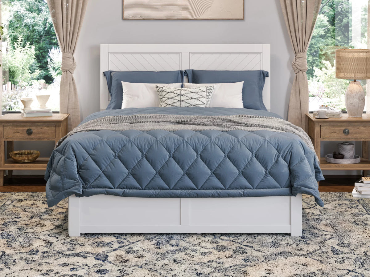 White Solid Wood Platform Bed with Footboard & Twin XL Trundle, Queen K7916