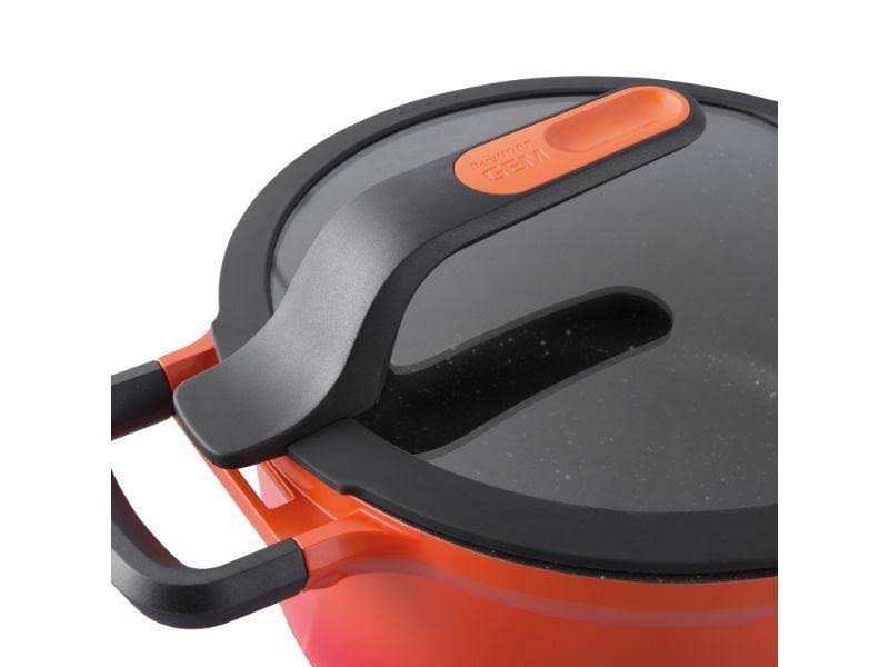 Cast Aluminum Non-Stick Covered Saute Pan B662