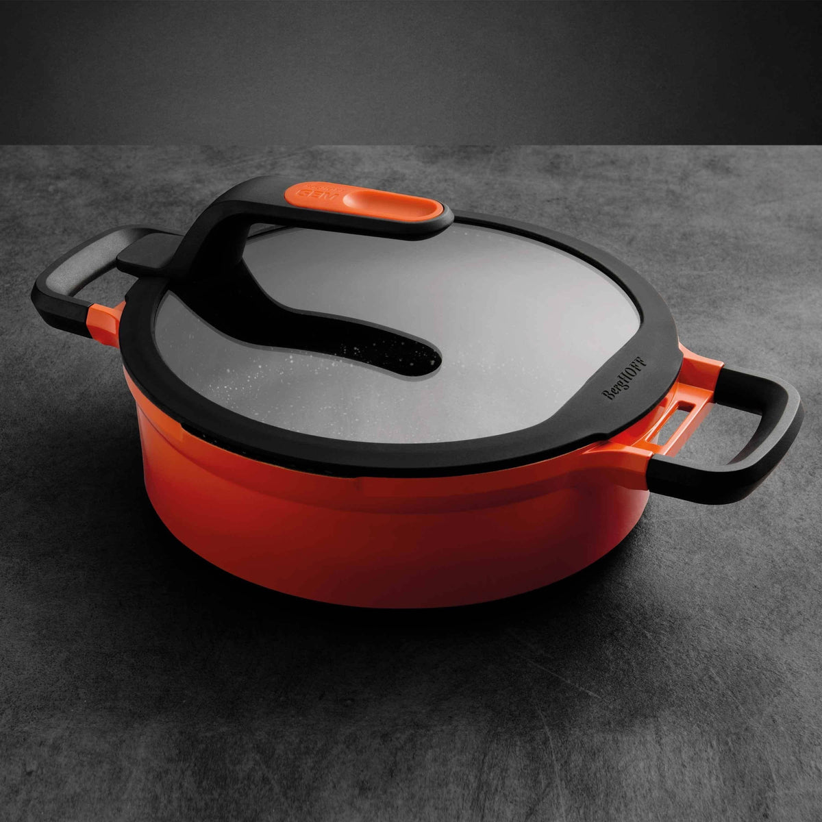 Cast Aluminum Non-Stick Covered Saute Pan B662