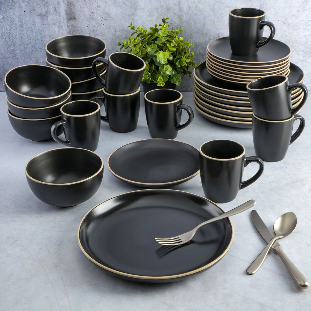 32 Piece Black Dinnerware Set E440