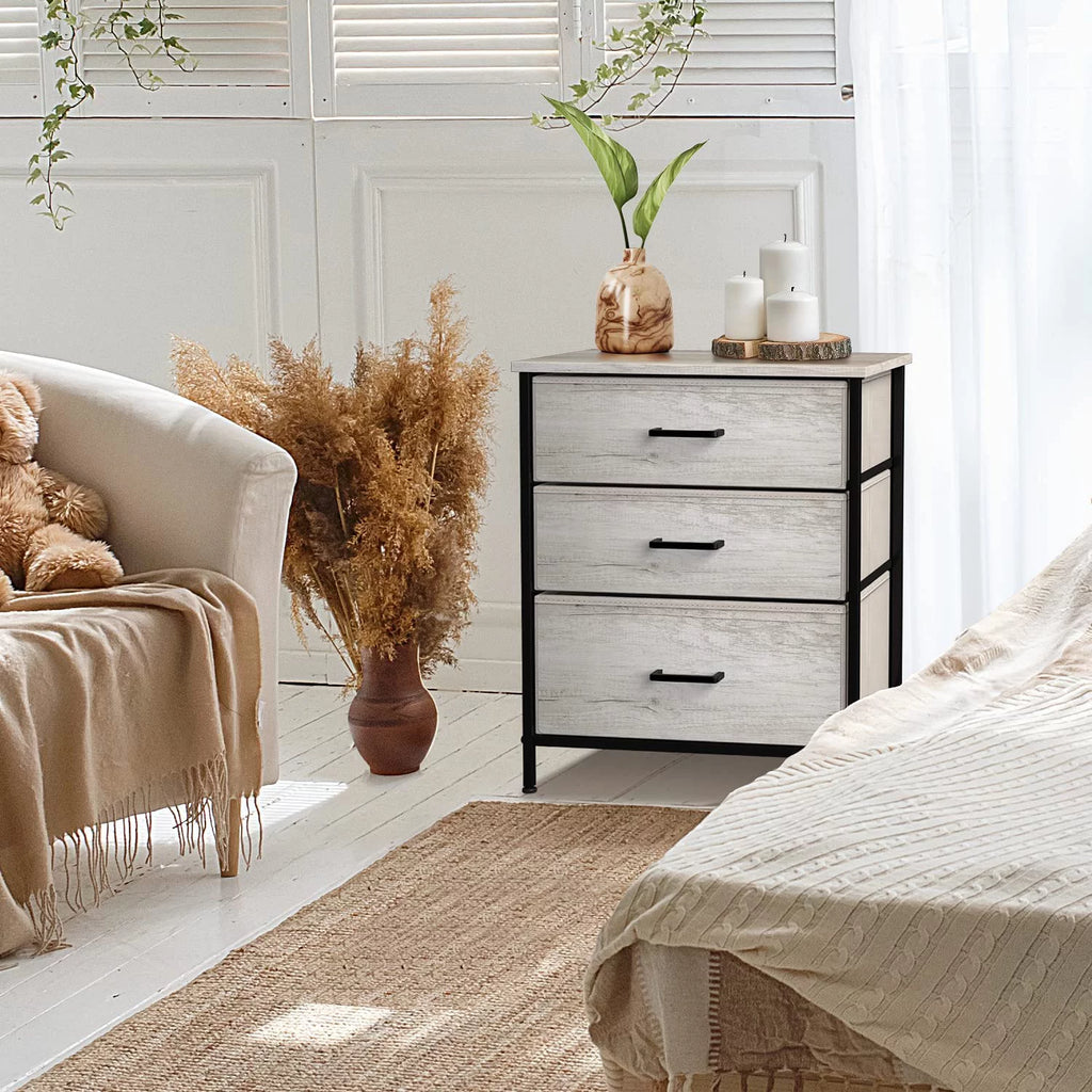 3 Drawer Nightstand X19526