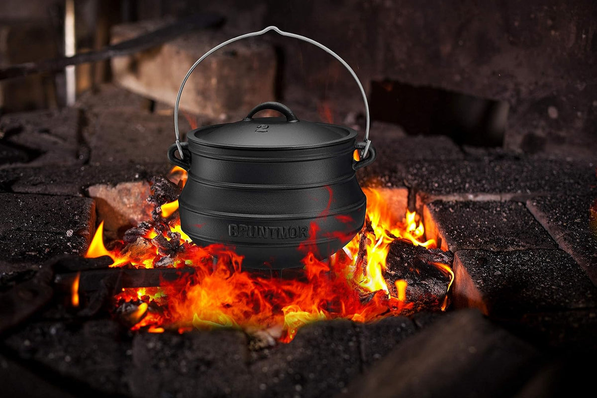Cast Iron Pre-Seasoned Potjie Pot With Lid, 8 Quarts G8873