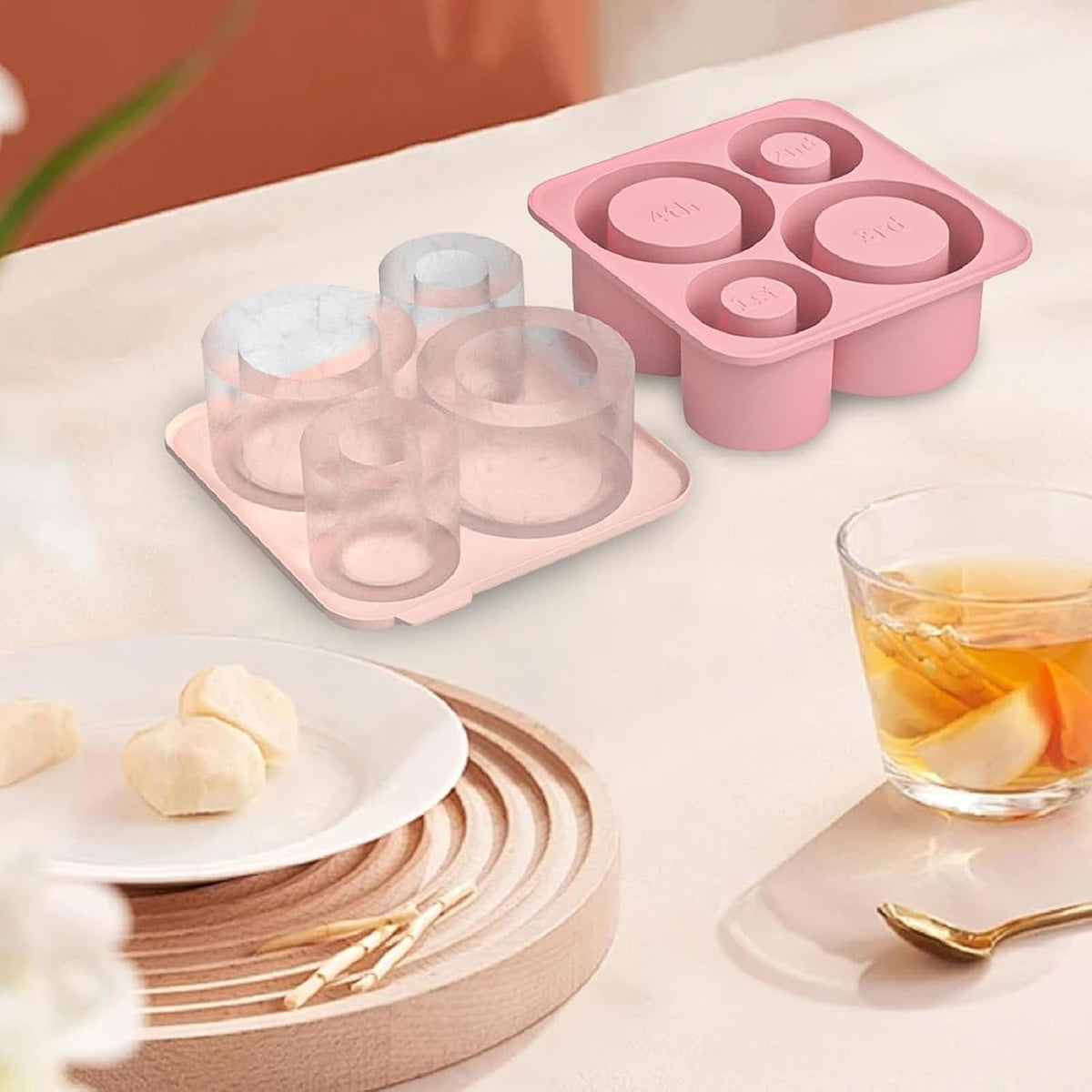 4 Pcs Silicone Ice Cube Tray with Lid J2355