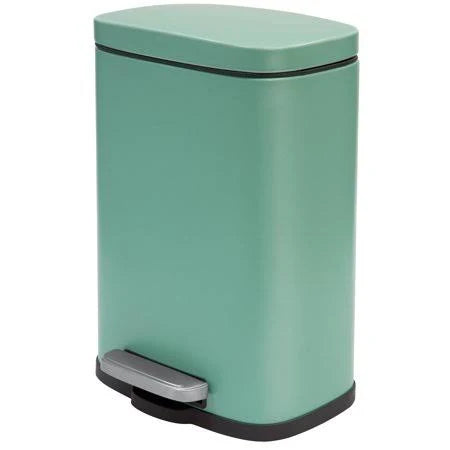 1.32 Gallon Matte Green Stainless Steel Step on Trash Can I130