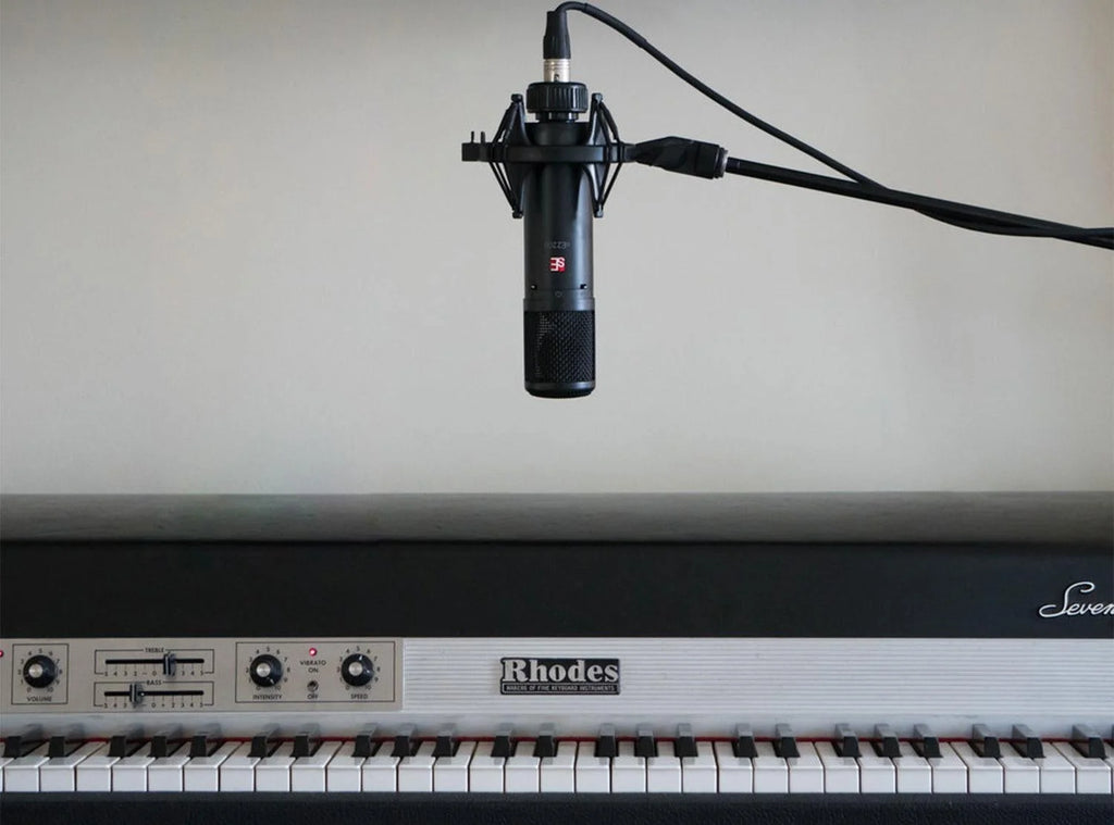 Large Diaphragm Condenser Mic with Shockmount and Filter L91519