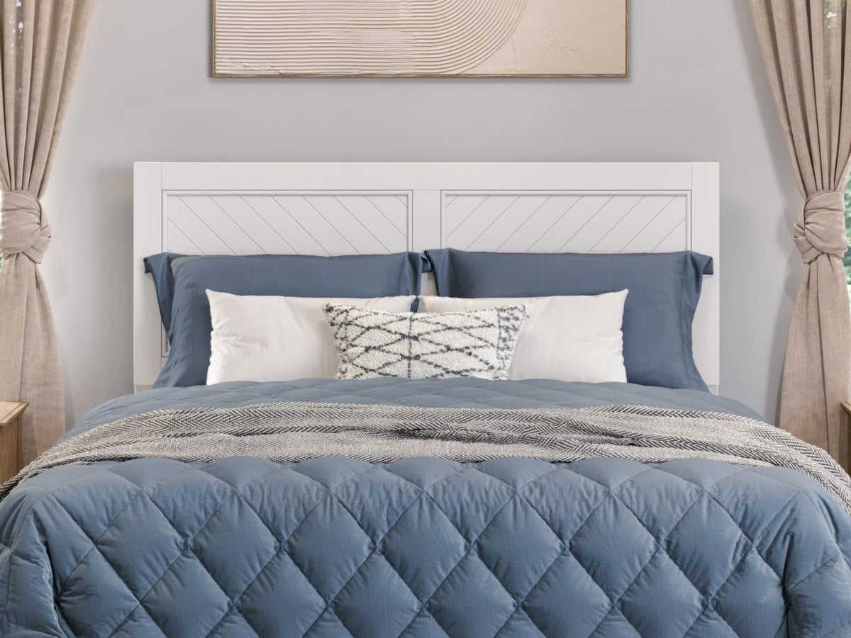 White Solid Wood Platform Bed with Footboard & Twin XL Trundle, Queen K7916