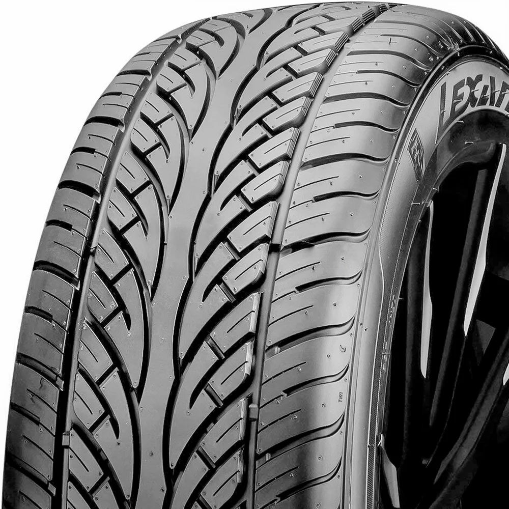 245/30ZR22 92W XL High Performance Tire Q4244