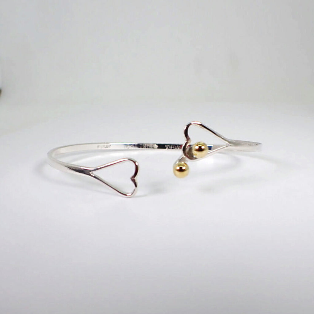 SV925 18KT Heart Bangle K274131