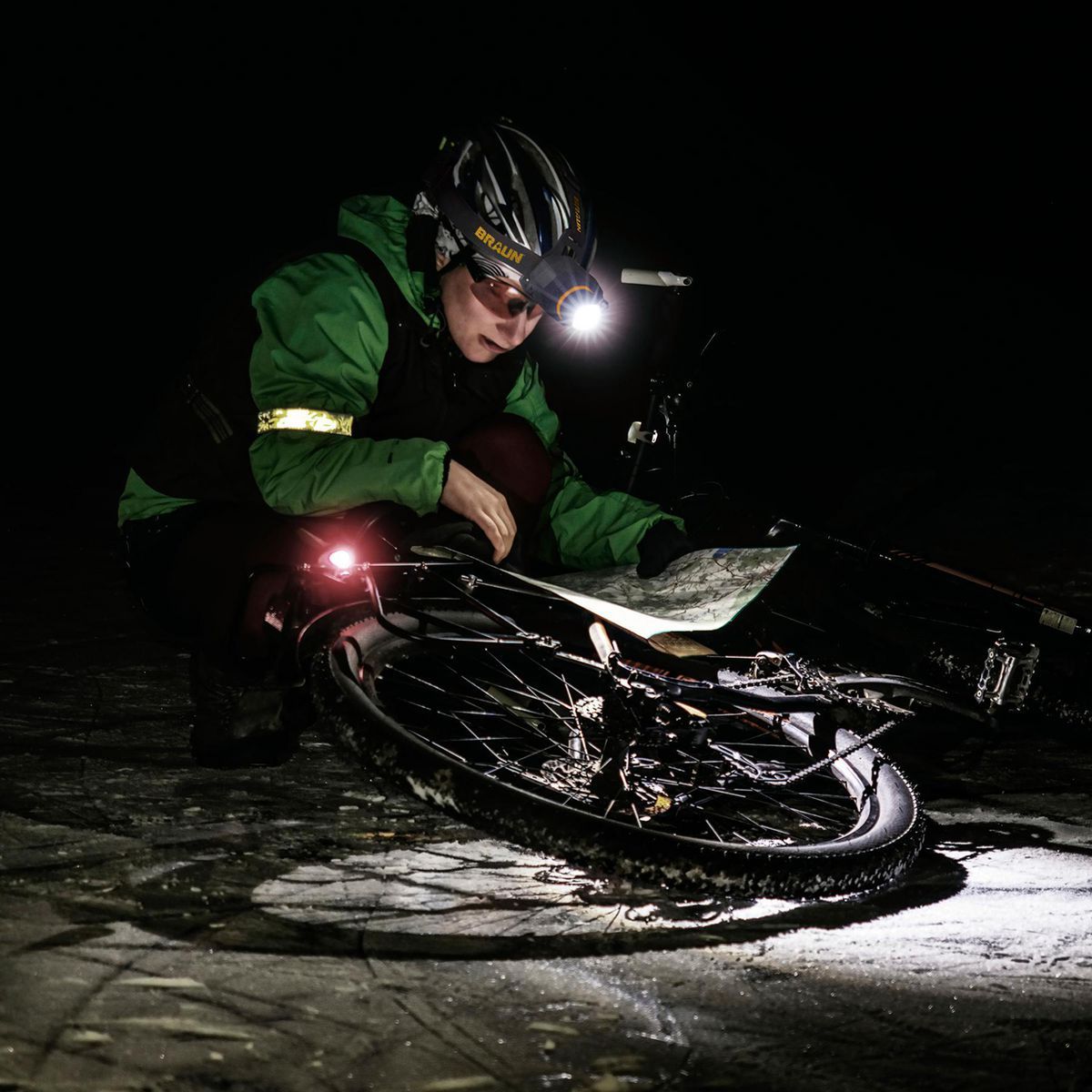 1400 Lumen Rechargeable Headlamp H42617