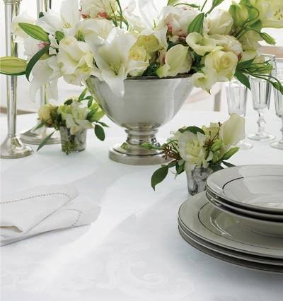 Sapphire Table Linens I8919