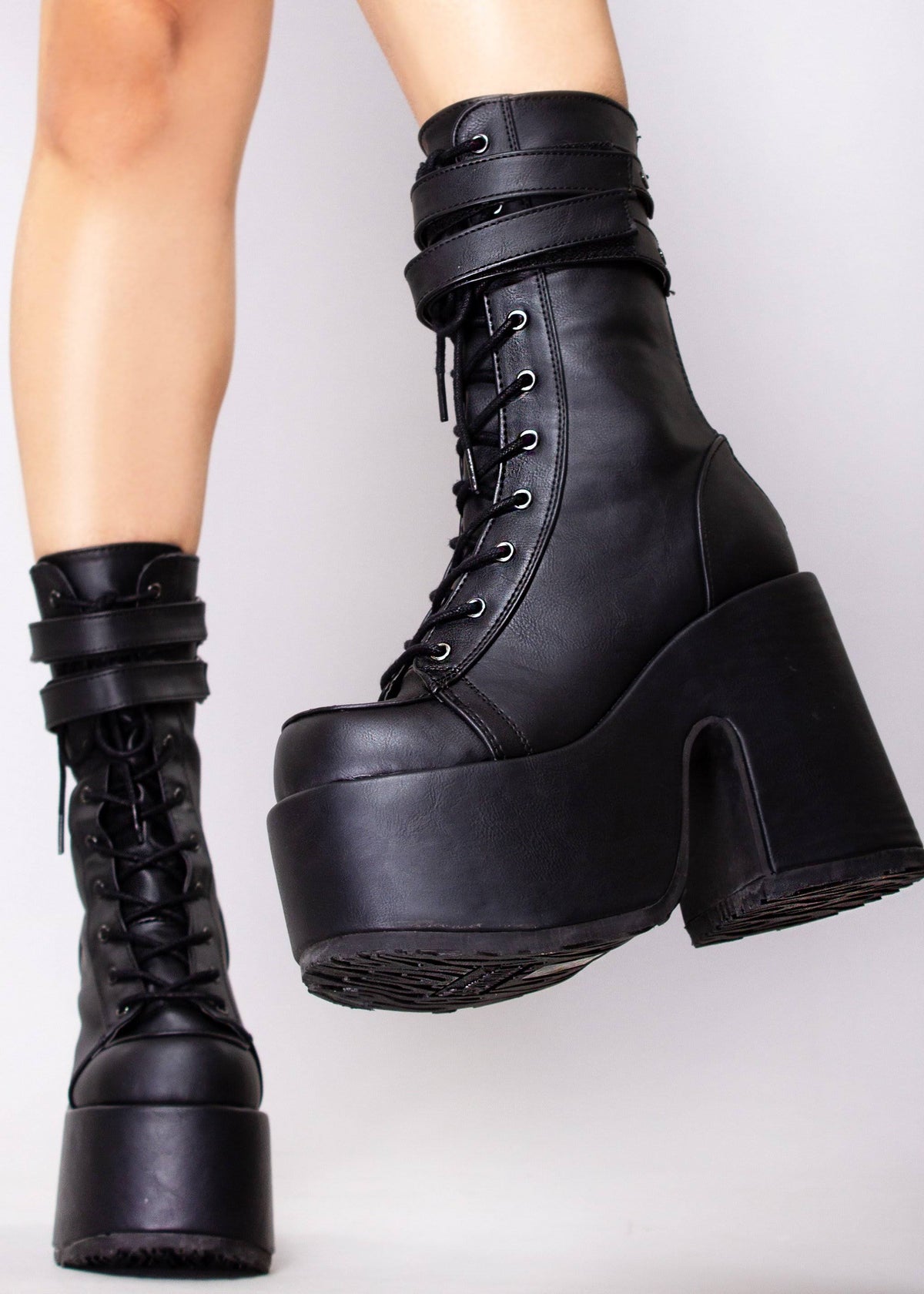 Black Vegan Leather Shoes L588